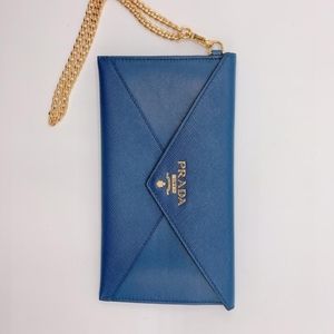 Prada wallet on a chain